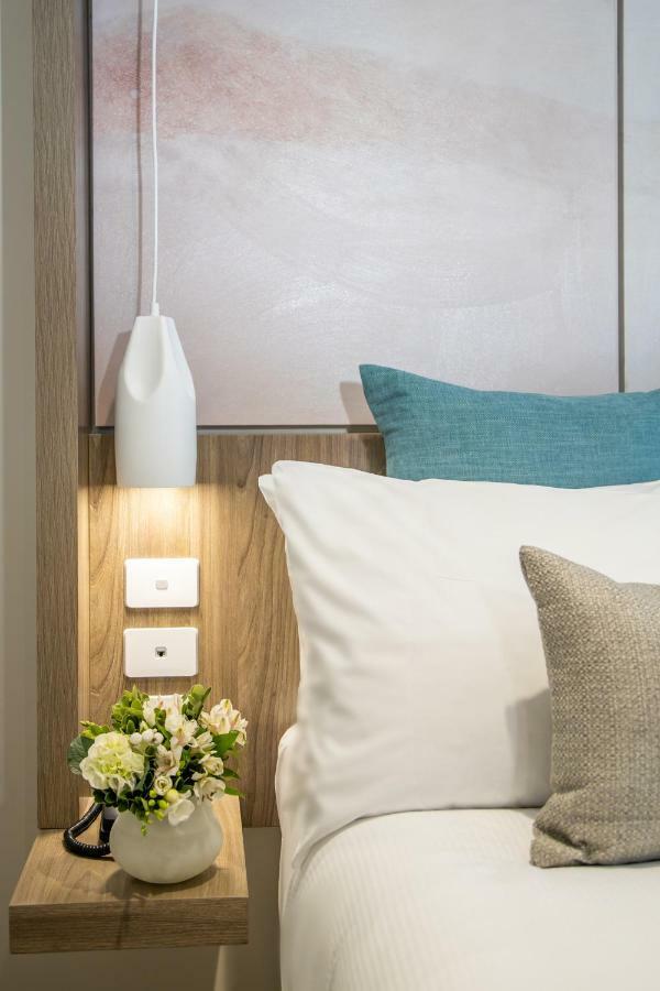 Sudima Christchurch City Buitenkant foto A bedroom at the new hotel